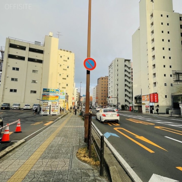 タカノボル第5ビル 前面歩道