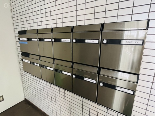 NIAビル　エントランス