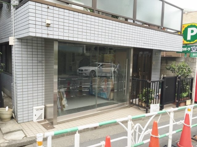 西本ビル 画像