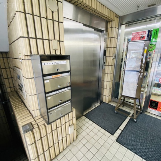 金井ビル エレベーター
