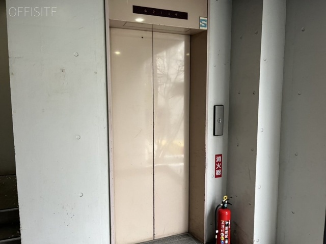 氷川ビル　エントランス