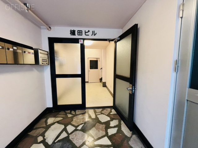 植田ビル　エントランス