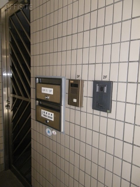 HIビル　エントランス