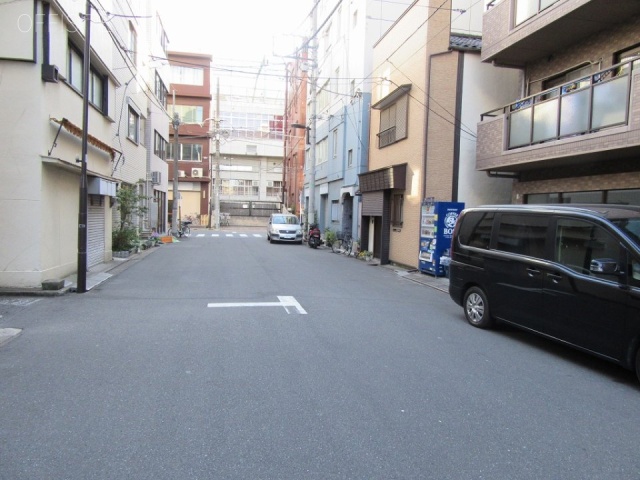 シュパール千代田 ビル前面道路