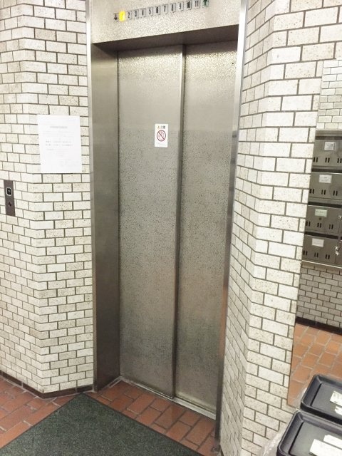 メローナ日本橋 エレベーター