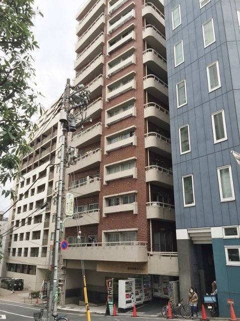 第18宮廷マンション 外観