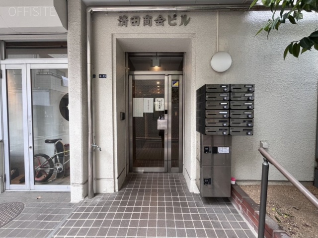 清田商会ビル　エントランス