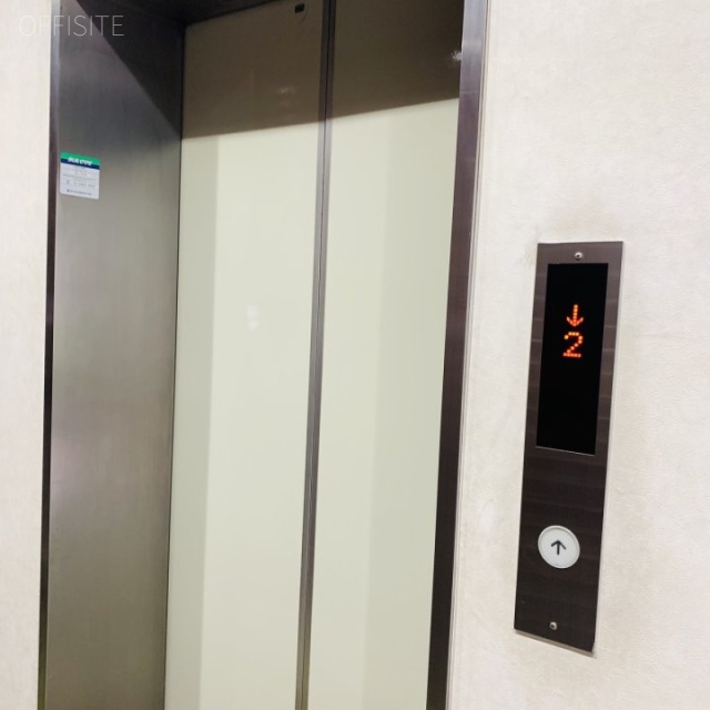 種苗会館ビル エレベーター