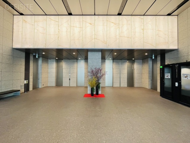 エンパイヤビル エントランス