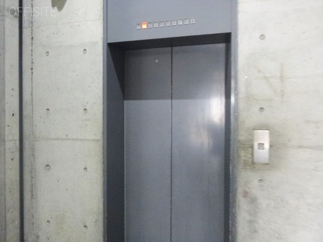 マルイチ(丸一)ビル エレベーター