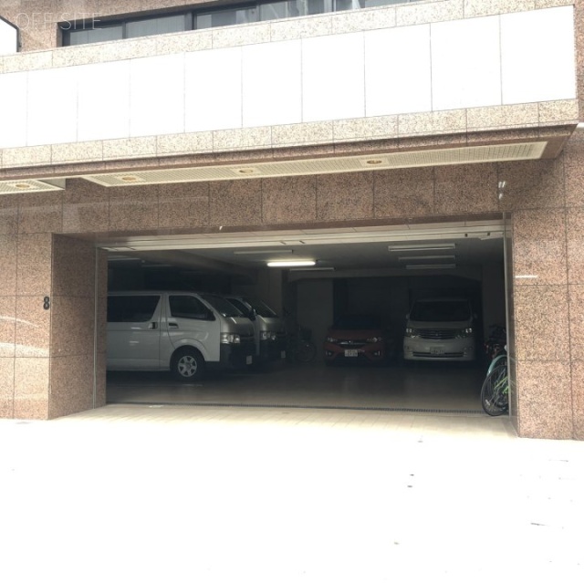 オフィス30 駐車場