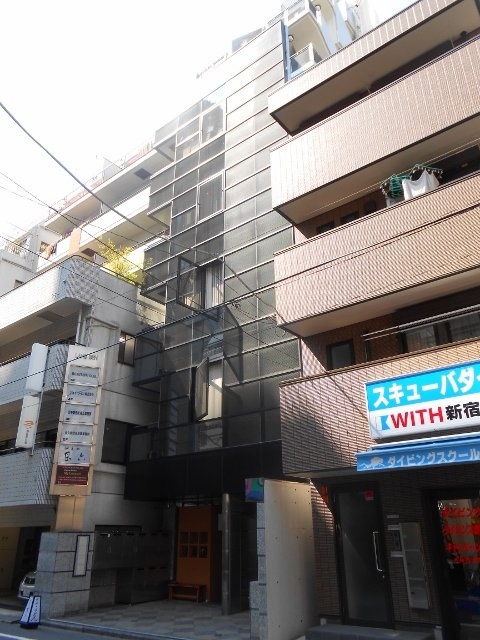 ランド・デン 外観