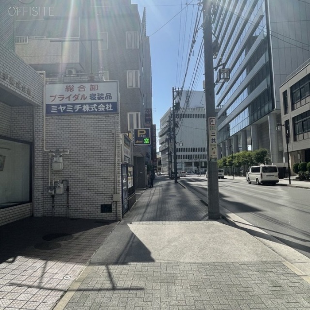 ミヤミチビル 前面歩道