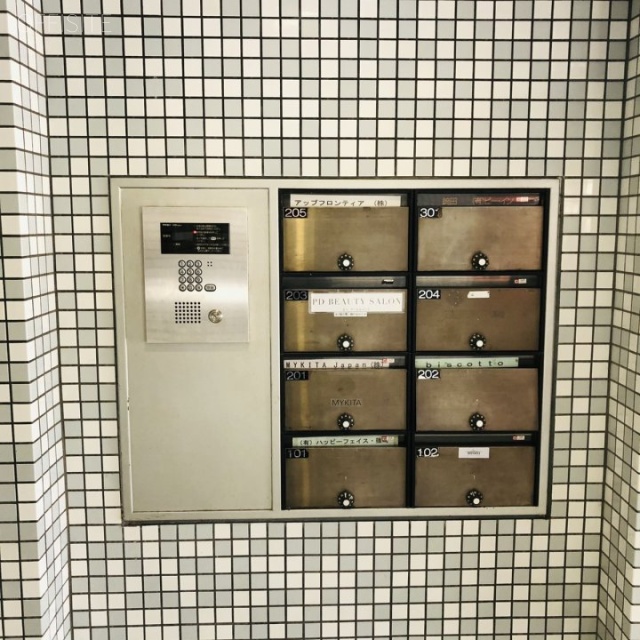 アルカディア表参道 エントランス