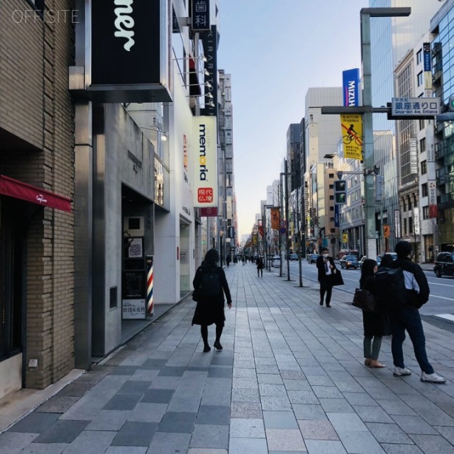 銀座池田園ビル 7階 28.74坪　ビル前面道路