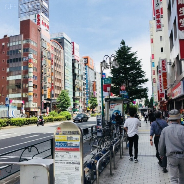 RSビル 前面は青梅街道