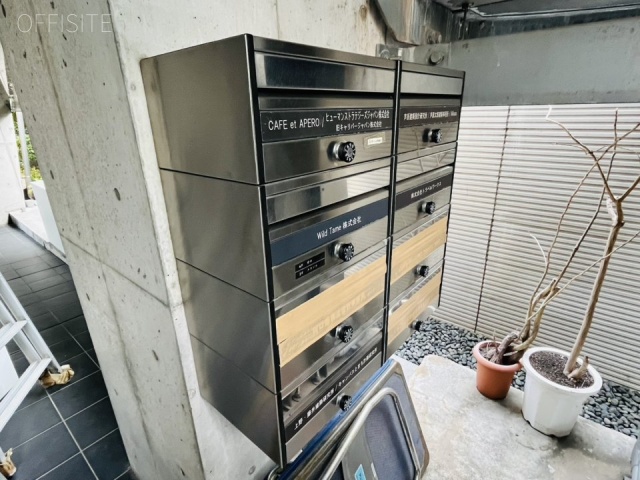 A-ARCHビル エントランス