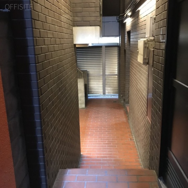 一ツ木ビル別館 エントランス