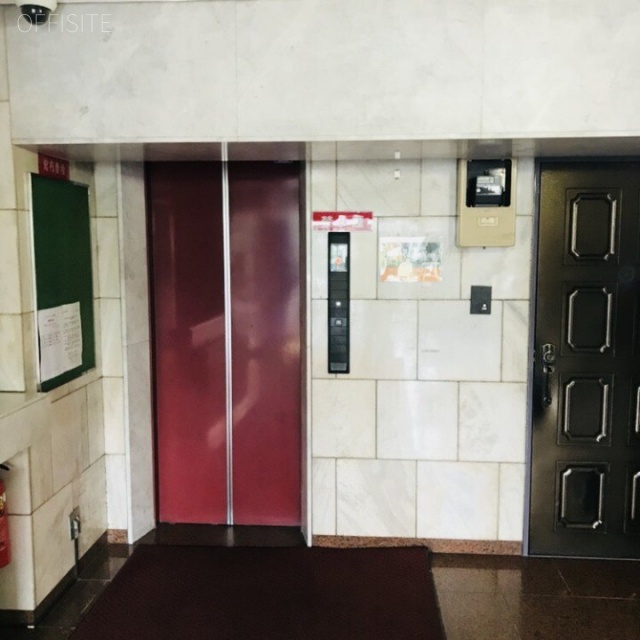 サンビューハイツ新宿 エレベーター