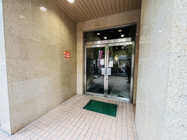 ニュー番衆ビル エントランス