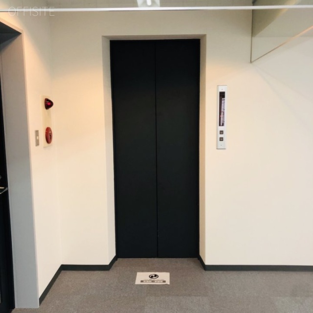 ビルプランタン エレベーター