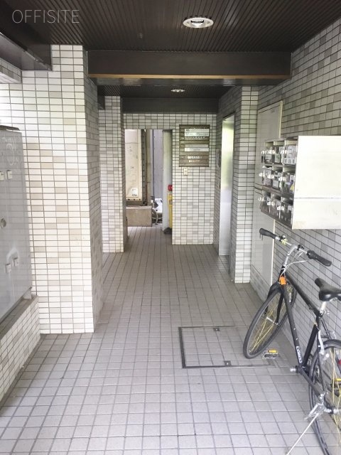 JーSIXビル エントランス