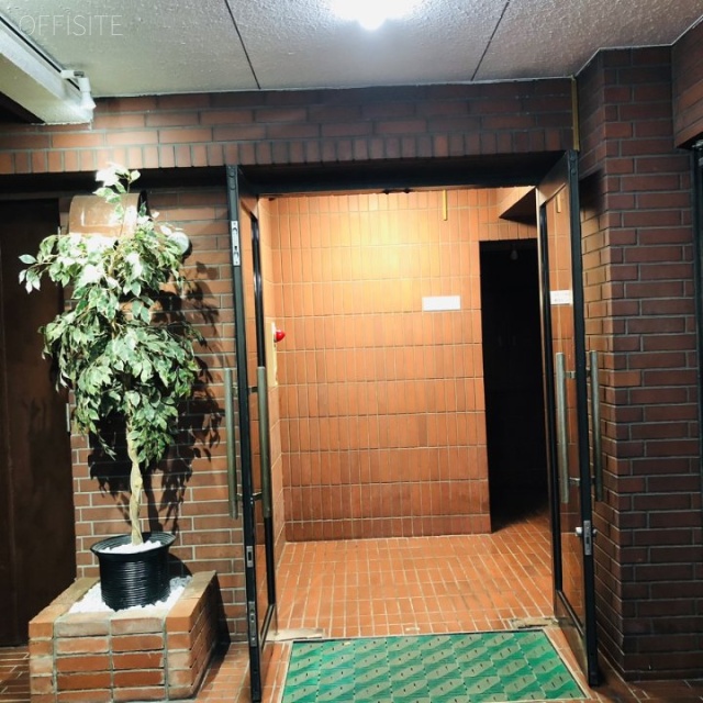 ルピナス池袋 エントランス