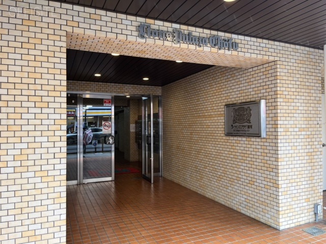 ライオンズプラザ調布 エントランス