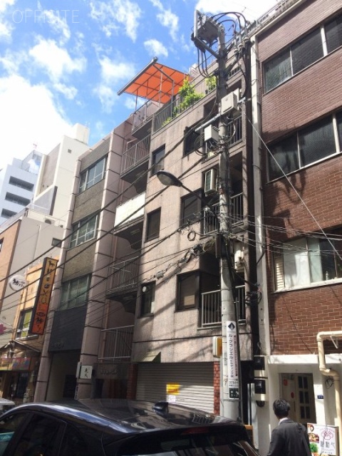 臼井ビル 外観