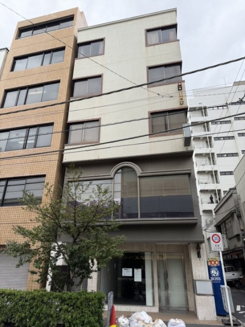 本間屋ビル　外観