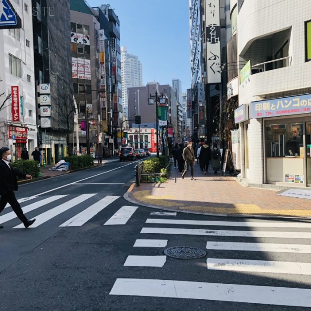 田村ビル ビル前面道路