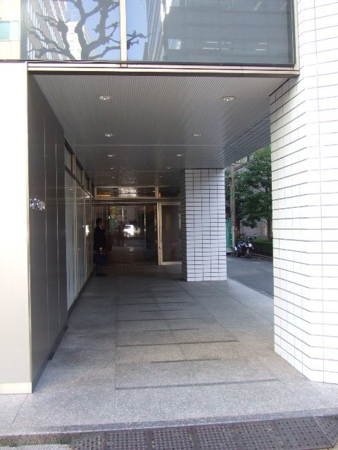 ユニゾ新川永代通りビル エントランス