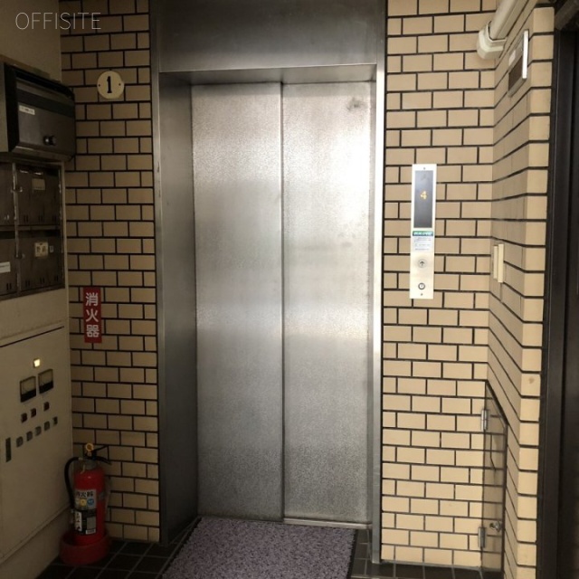 ニュー京橋ビル エレベーター