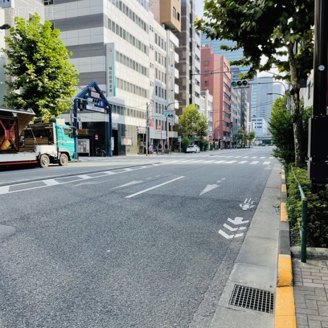 内神田中央ビル ビル前面道路