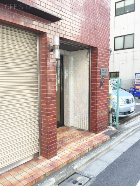 中村ビル エントランス