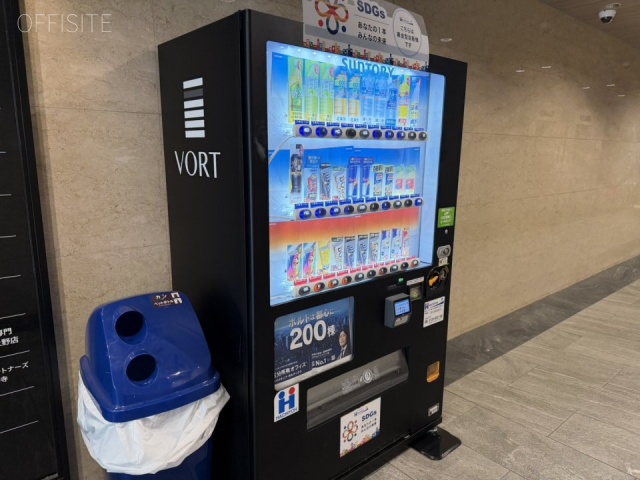 VORT上野Ⅱ　自動販売機