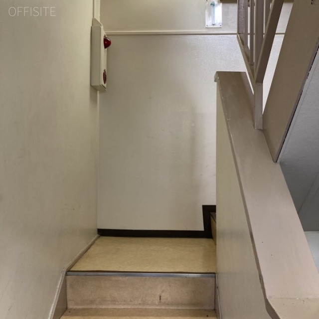 田町ビル エントランス