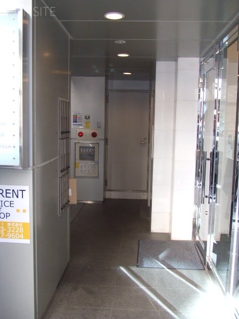 銀座AZAビル 画像