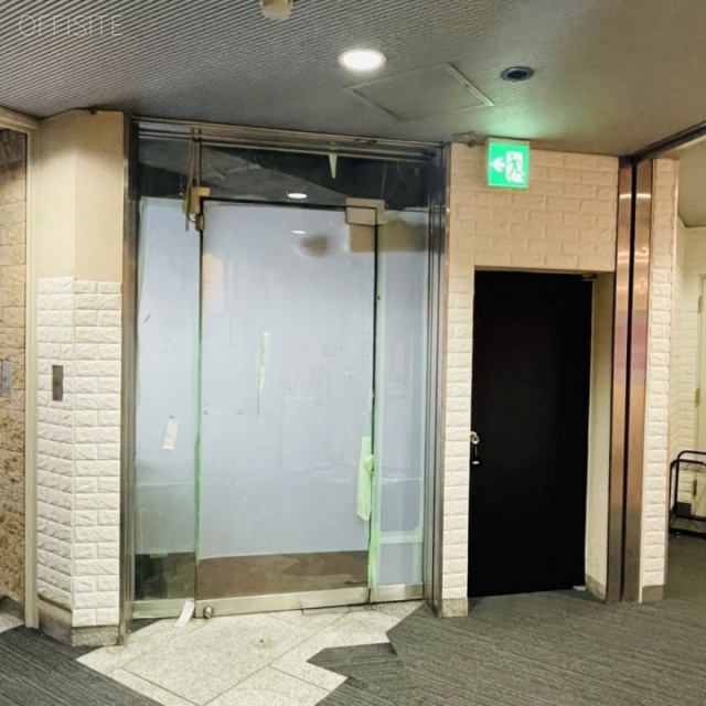 勾当台本町ビル　2階テナント入口