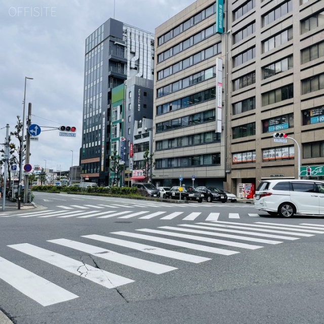 秋田学園名駅ビル 前面の駅西1号線