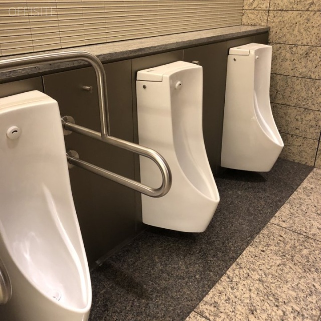大手町プレイス ウエストタワー 共用トイレ