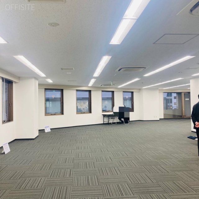 第3西青山ビル 基準階 室内