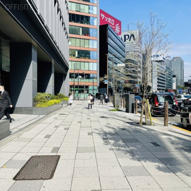 S-GATE赤坂山王 前面歩道