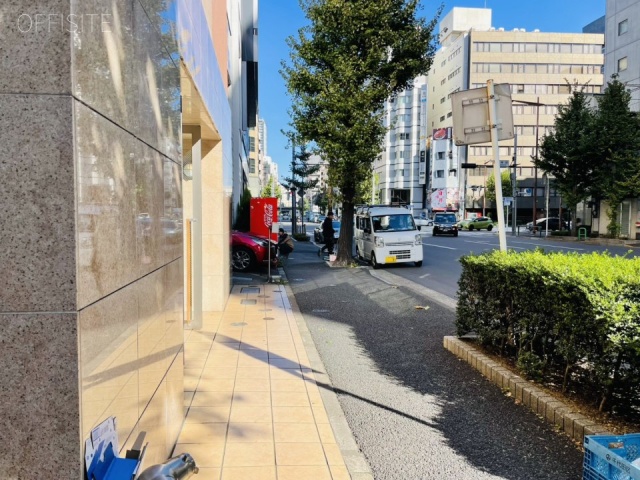 スカイコート神田第3　前面歩道