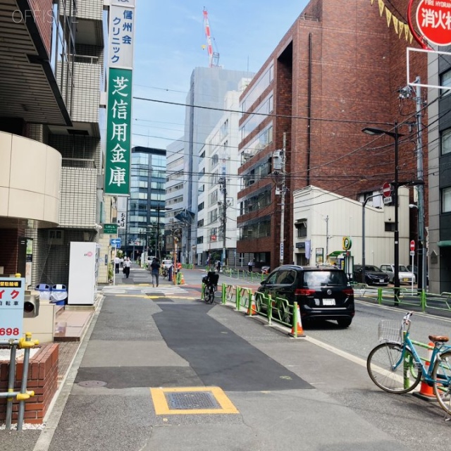 滝田(瀧田)ビル ビル前面道路