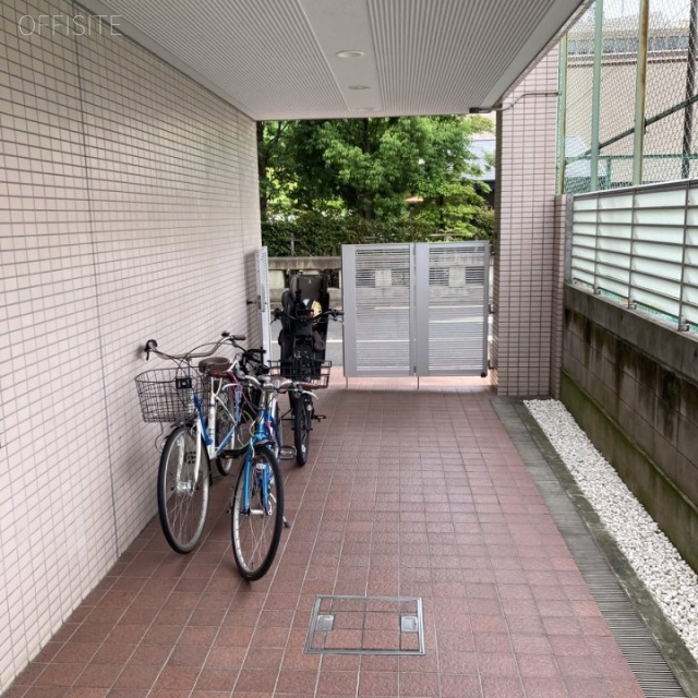 北の丸レジデンスビル エントランス