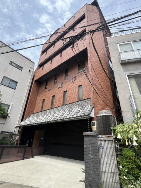 山安ビル　外観