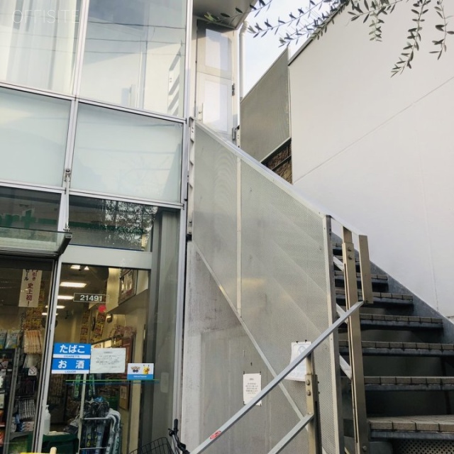 DーASSET神宮前 外観