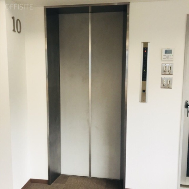 銀座永谷ビル エレベーター