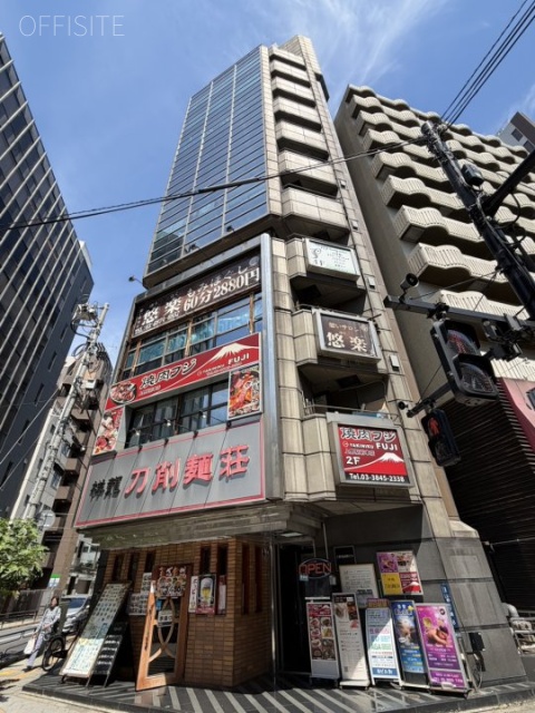 上野逸品館ビル　外観